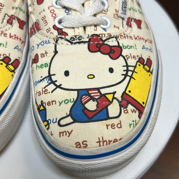 Vans X Hello Kitty Limited Edition 2014 Low Top Kids Sneakers size 4 - Picture 15 of 16